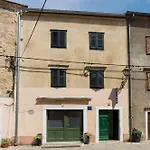 Nino Apartment