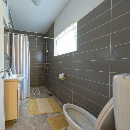 Nino Apartment Skradin